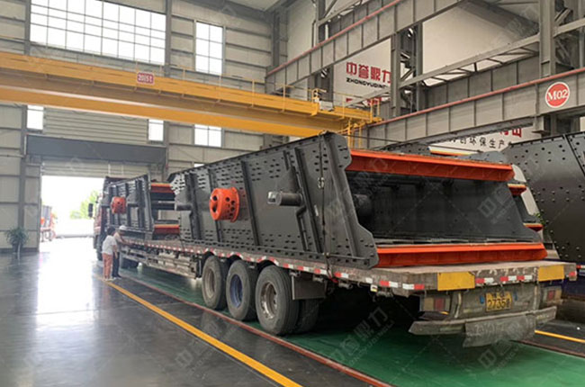 圓振動篩發貨現場