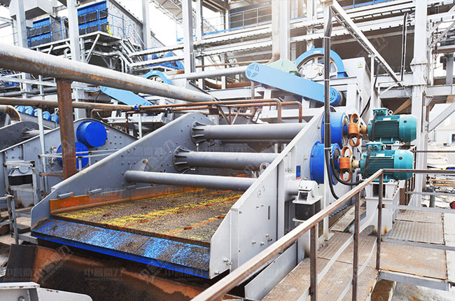 細(xì)沙回收脫水一體機現(xiàn)場