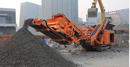 移動(dòng)粉碎機(jī)為什么不能過度工作?