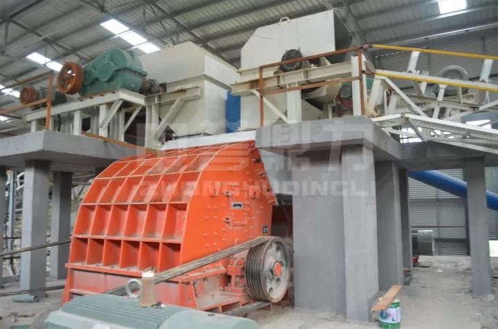 中譽(yù)鼎力PC1220重型錘式破碎機(jī)設(shè)備