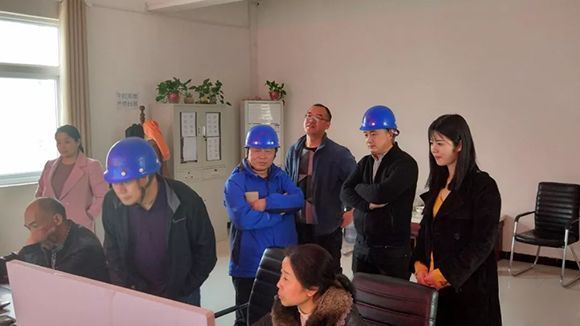 湖北京蘭集團領導蒞臨中譽鼎力環保砂石料生產現場考察