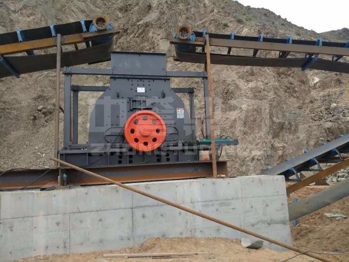 時產200-300噸巖石制砂生產線