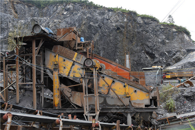 時產(chǎn)200噸機(jī)制砂生產(chǎn)線現(xiàn)場案例圖片