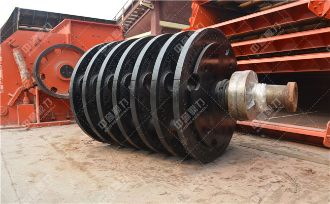 錘式碎石機_錘擊式碎石機_錘破碎石機軸承發熱的原因(一)