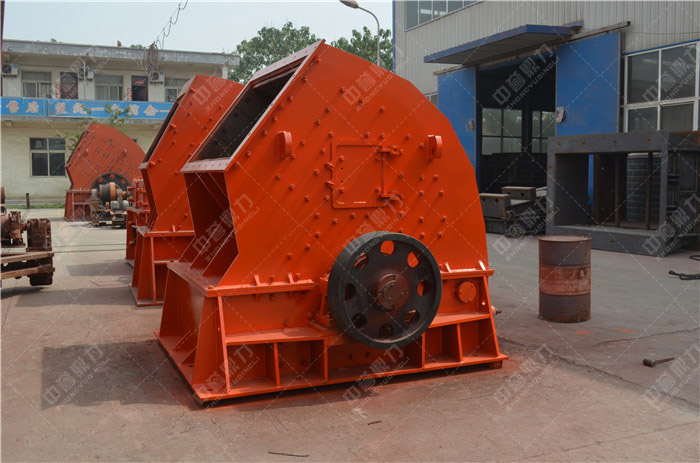 PC0808型錘式破碎機