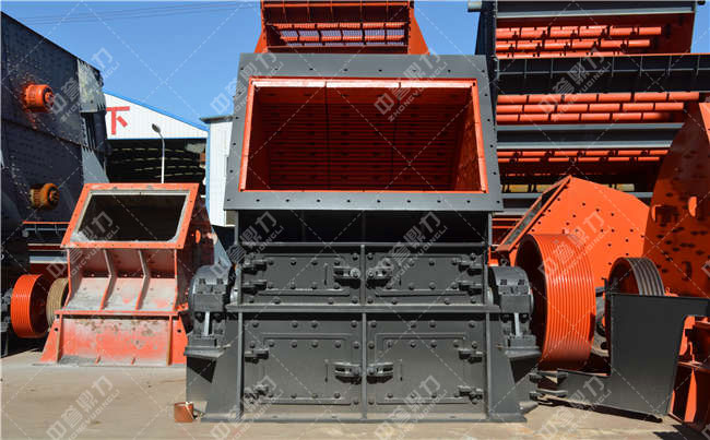 重錘式碎石機(jī)