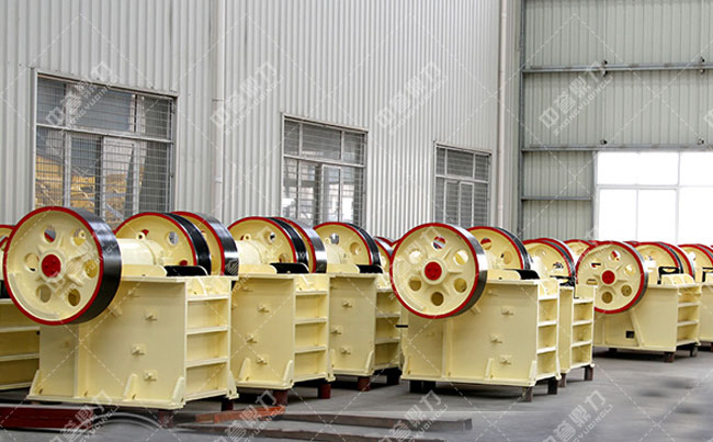 顎式粉碎機(jī)