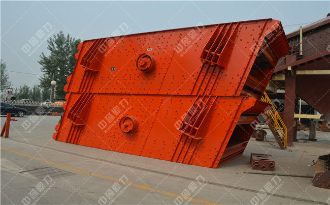 砂石石料生產(chǎn)線振動篩設備